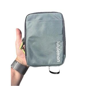 Lululemon Easy Access‎ Crossbody Bag Green Camo Passport Phone Belt Adjustable